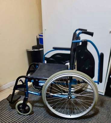 FAUTEUIL ROULANT BREEZY de qualité supérieure - image 2