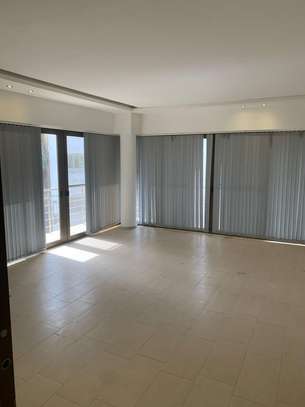 splendide appartement F4 à louer à Ngor Almadie image 1