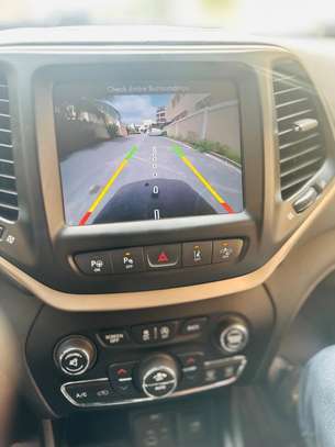 Jeep Cherokee 2017 limited image 4