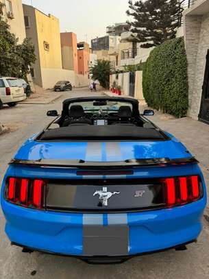 FORD MUSTANG image 3