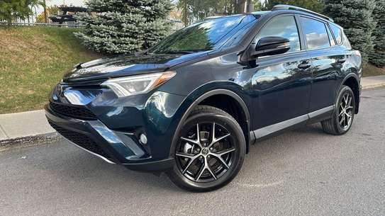 Toyota RAV4 image 2