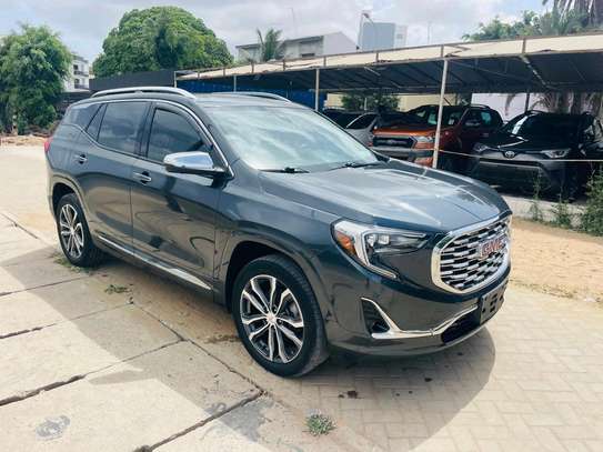 GMC Terrain Denali image 6