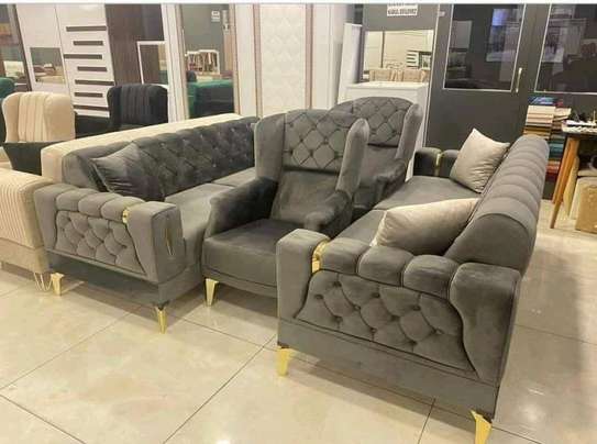 Salon 7 place image 1