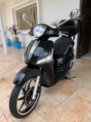 Piaggio liberty S 125i abs image 3