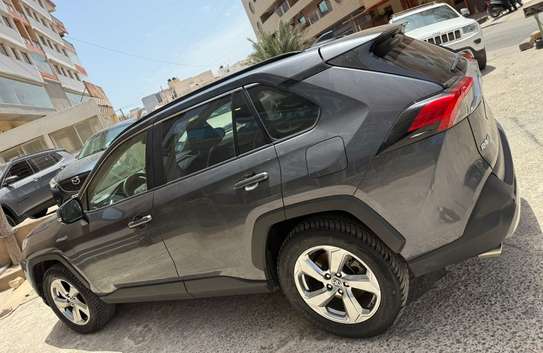 Toyota Rav 4 2020 image 13