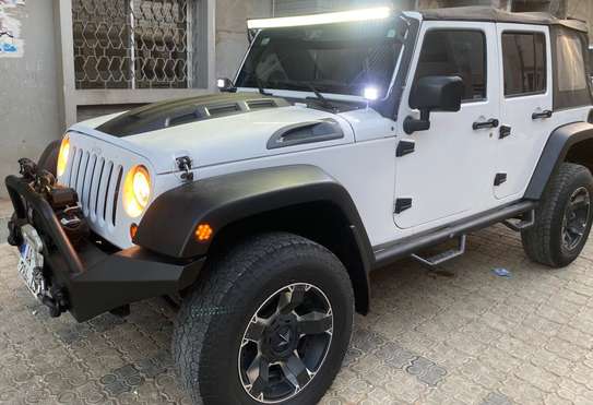 Jeep WRANGLER Sahara image 3