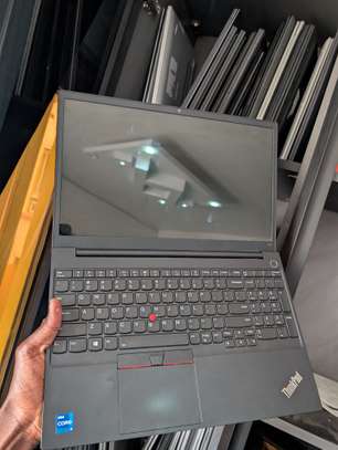 Lenovo t14/ e14 ) i5 11th gen / 512gb / 16gb ram image 2