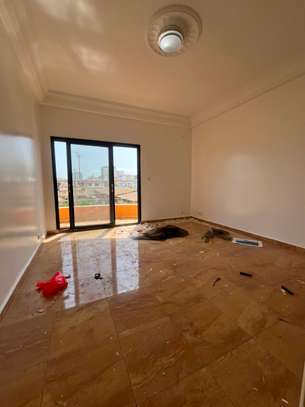 Magnifique appartement de type F4 à louer image 5