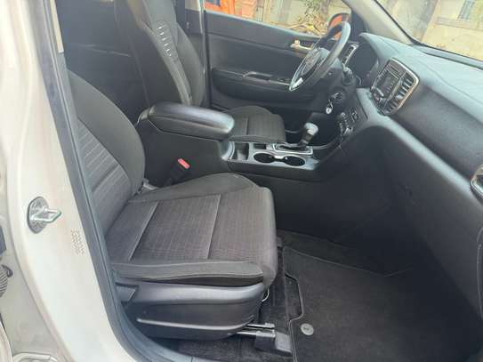 Kia image 8