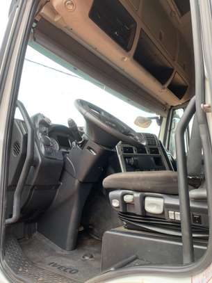 CAMION DÉDOUANÉ image 2