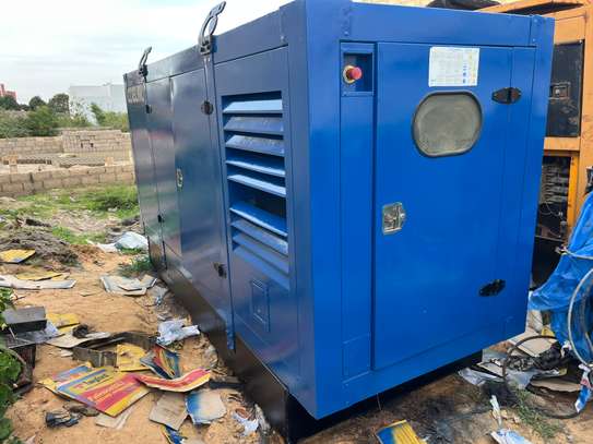 Groupe électrogène 150kva Perkins image 3