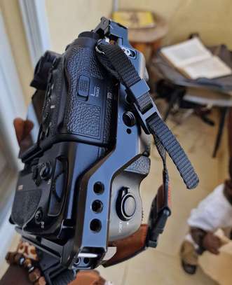Sony α1 + Grip+ Rig image 5