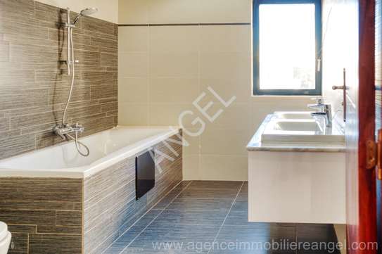 Ref_2088_GL  Appartement de 170 m² à louer au point E image 3