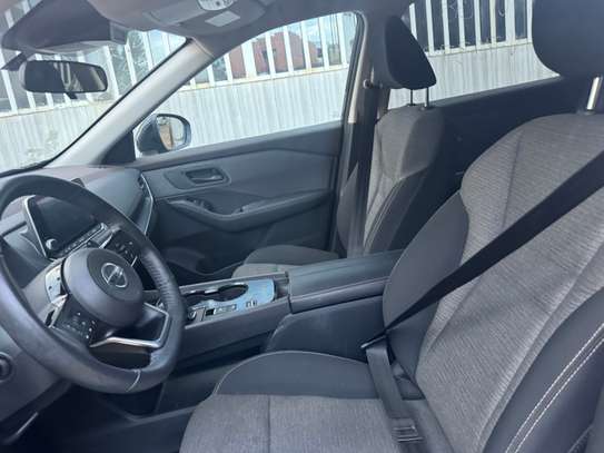 Nissan rogue 2021 image 3