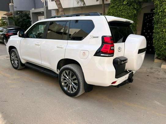 Toyota Land cruiser Prado 2020 image 5