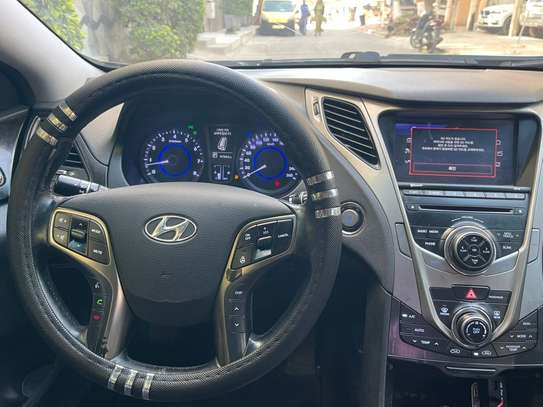 HYUNDAI GRANDEUR 2015 image 2