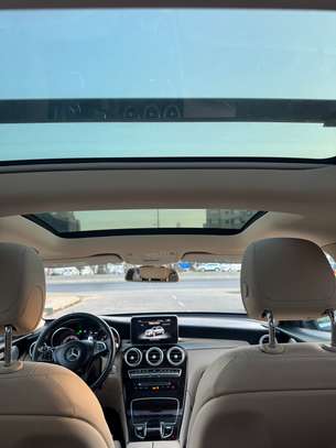 MERCEDES GLC 300 2018 image 14