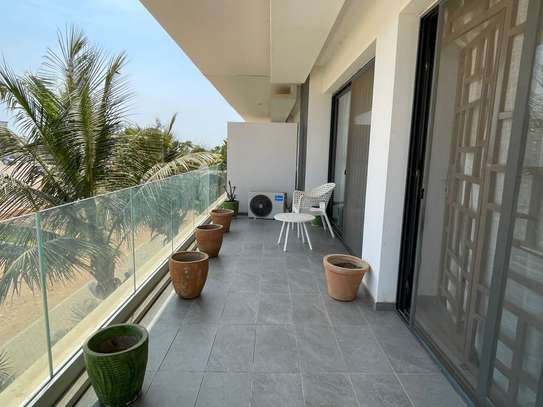 Appartement F4 meublé aux Almadies image 6