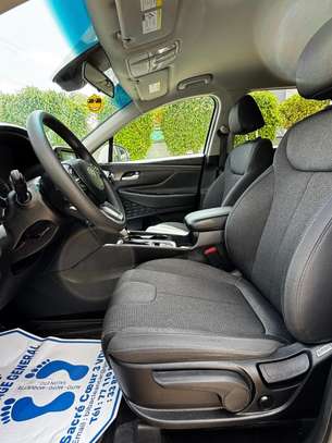 HYUNDAI SANTA FE 2020 SE Venant USA Très Propre image 3