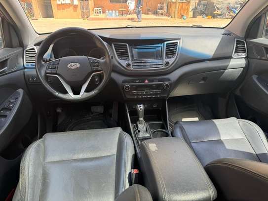 Hyundai tucson image 7