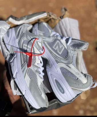 Chaussure sport Adidas image 7