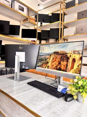 ORDINATEUR DE BUREAU ALL IN ONE HP image 2