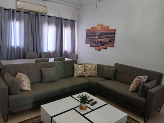 F3 MEUBLÉ A LOUER A LA PLACE DE L'INDEPENDANCE image 2