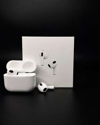 AirPods 3 (3em generation) image 3