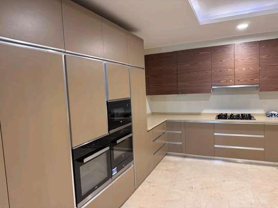LUMINEUX APPARTEMENT F4 A LOUER À PLATEAU image 3