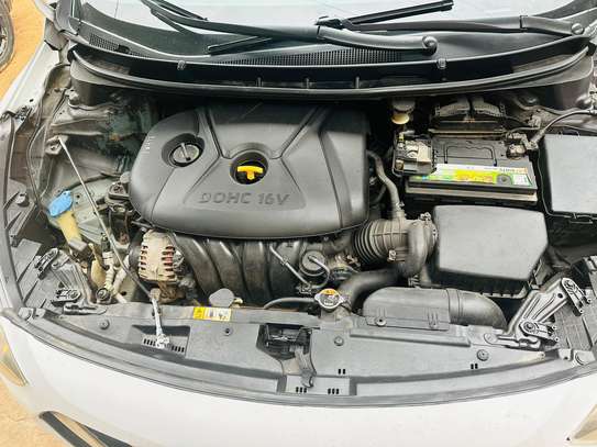 HYUNDAI ELANTRA GT 2013 image 15