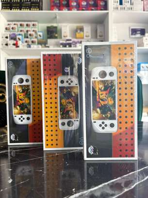 GAME CONSOLE E6 image 1
