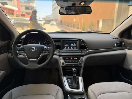 Location Hyundai Elantra 2018 image 6