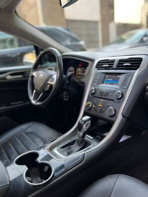Ford fusion image 3