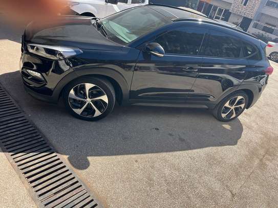 Hyundai Tucson 2017 image 2