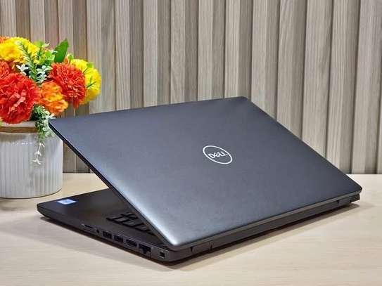 Dell Latitude 5400 image 5