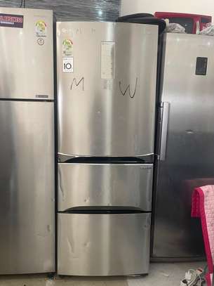 Réfrigérateur combiné inox 3 portes garantie 10 ans image 6