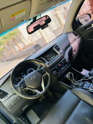 HYUNDAI TUCSON 2017 image 5