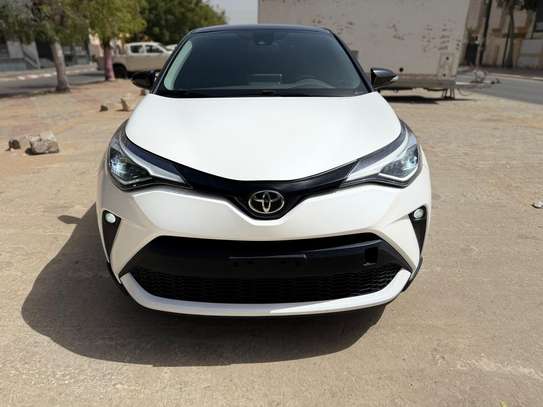 TOYOTA C-HR ANNÉE 2020 image 2