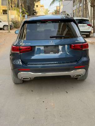 Mercedes GLB 250 Anne 2022 full options intérieur cuir beige image 8