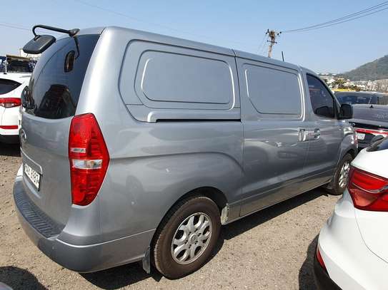 Hundai Grande starex H1 image 9