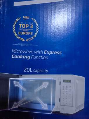 Micro ondes Beko 20l image 10