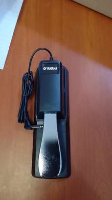 Pedal clavier yamaha neuf image 2
