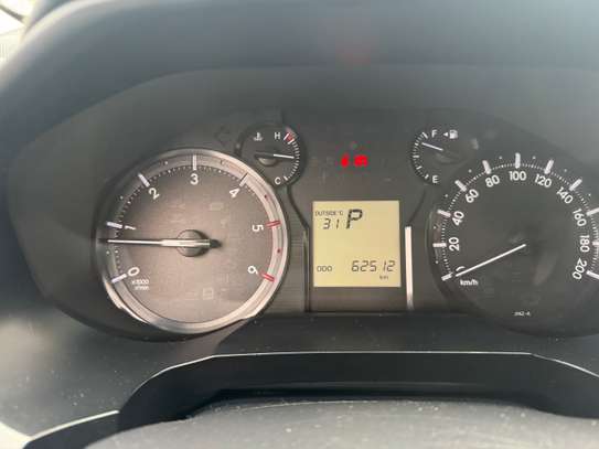 Toyota Prado TXL Diesel 2023 – 63 000 km – Excellent état image 10
