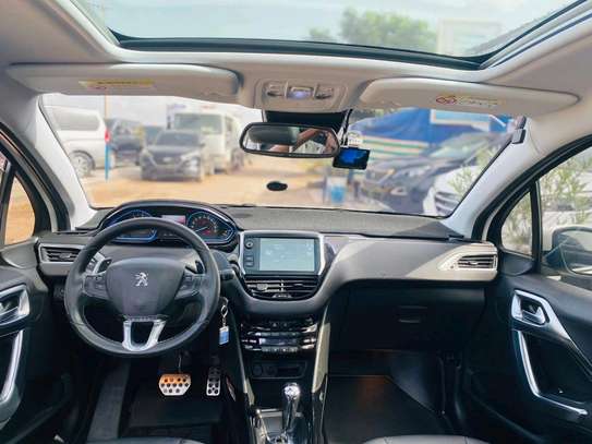 Peugeot 2008 2018 image 4