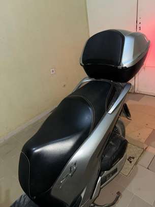 Vente Honda SH 125 venant avec ses papiers image 6