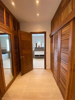 À vendre corniche Ouakan F4 vue mer 3 chambres image 6