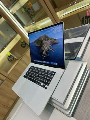 MacBook Pro 2019 image 5