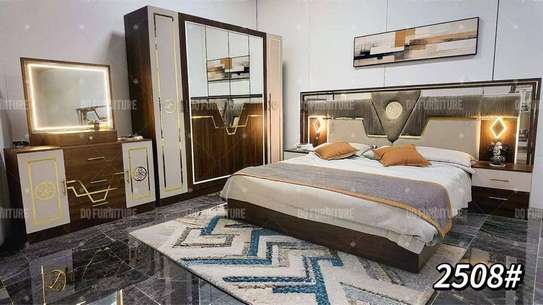 CHAMBRE A COUCHER ARMOIRE 6BATTANTS 6PIECES MARRON MC2508H image 1