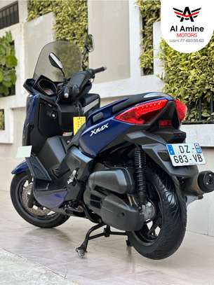 Yamaha Xmax (Phase 3), Venant avec ses papiers image 6