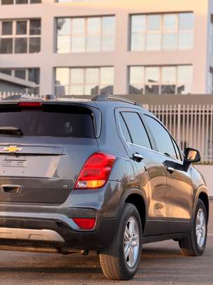 Chevrolet Trax LT année 2018 full options image 9